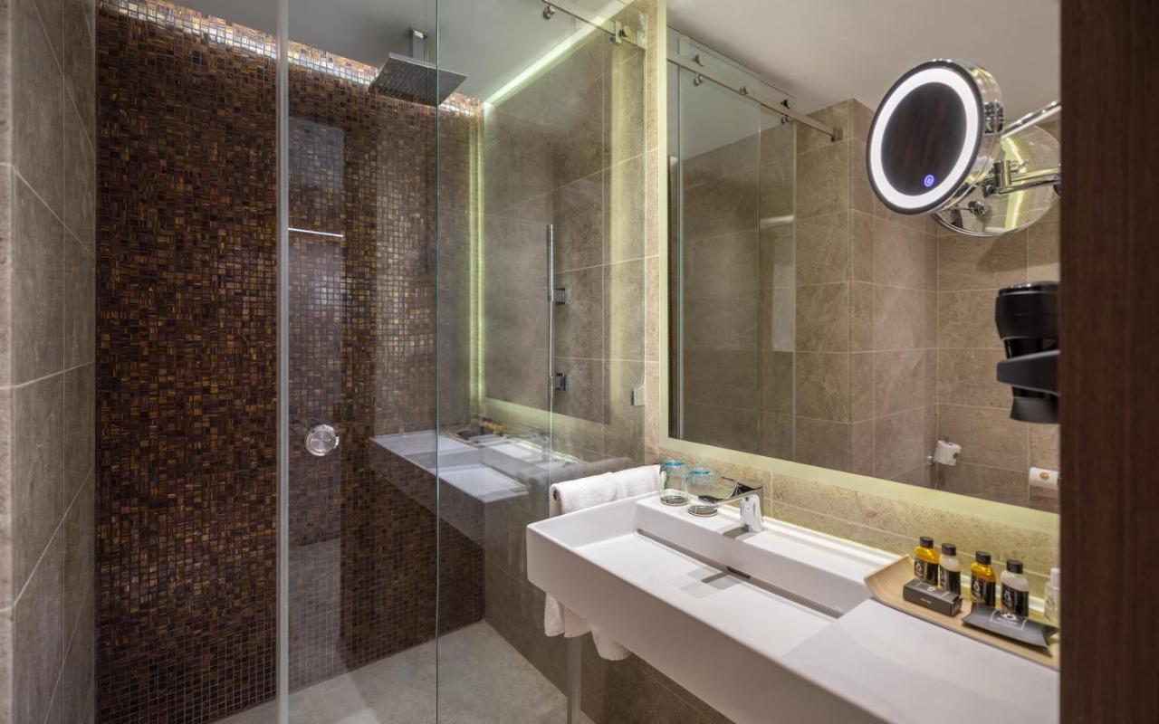 Hotel Royal Asbu 5*